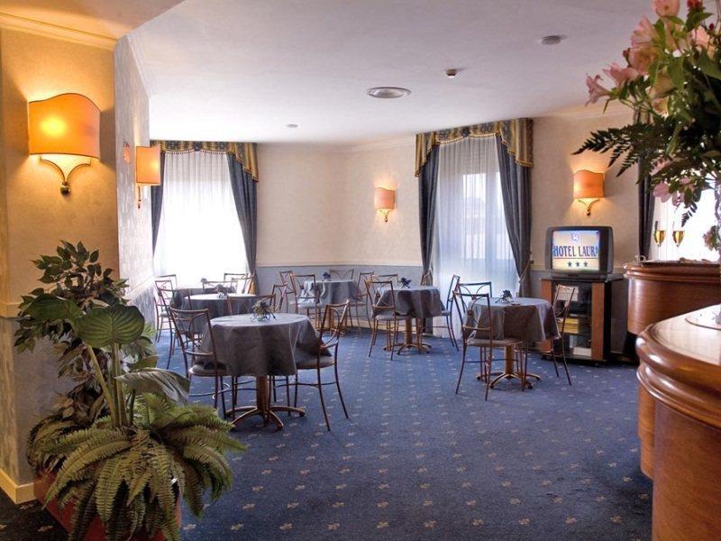 Hotel Laura Рим Экстерьер фото