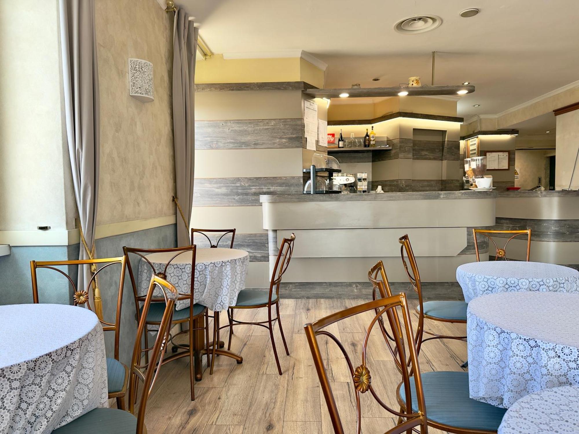 Hotel Laura Рим Экстерьер фото
