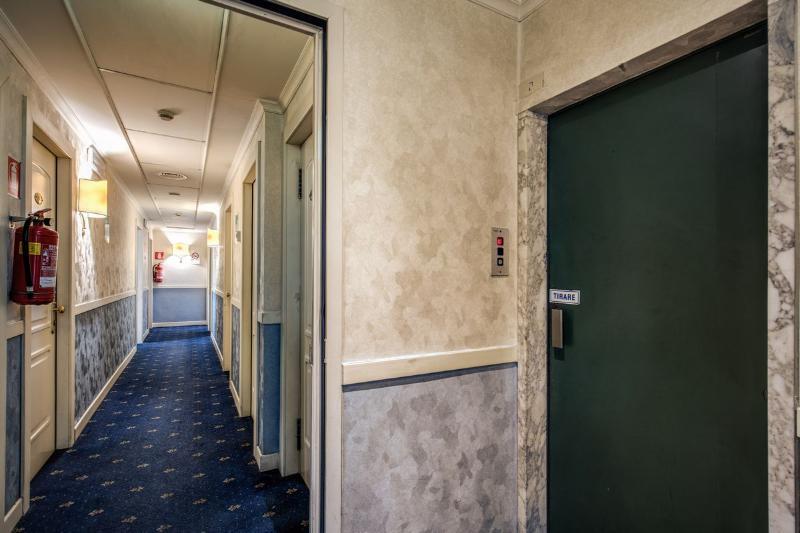 Hotel Laura Рим Экстерьер фото