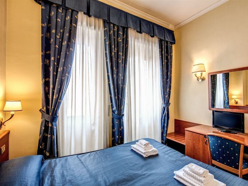 Hotel Laura Рим Экстерьер фото